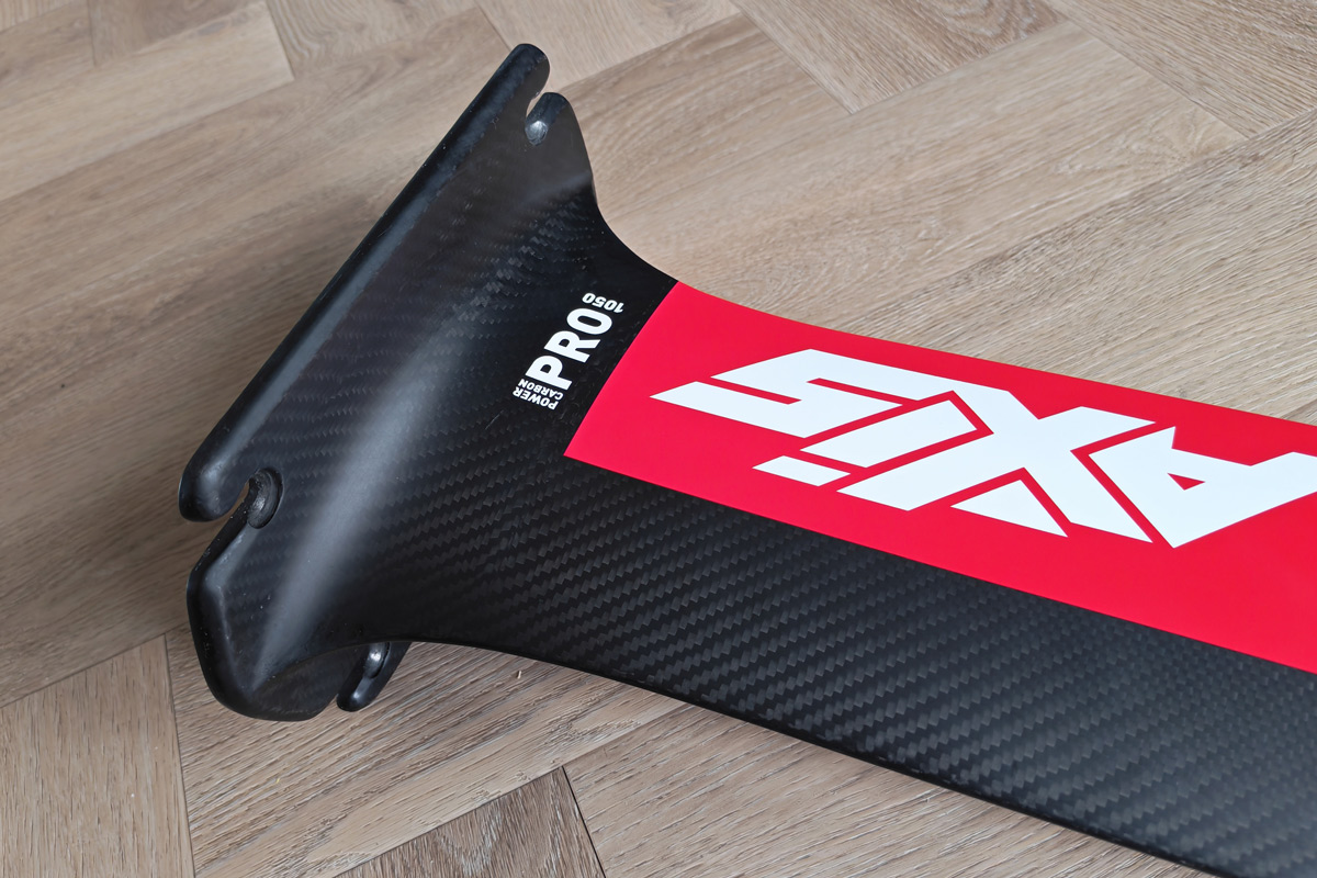 Demo: Axis Foils PRO - Ultra High Modulus Carbon Mast 105cm – Bild 3