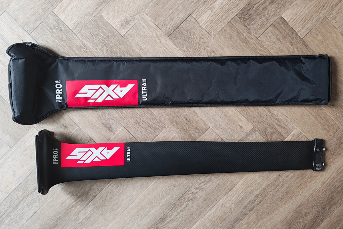 Demo: Axis Foils PRO - Ultra High Modulus Carbon Mast 105cm